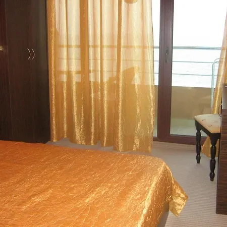 Blian Hotel 3*