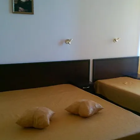 Blian Готель 3*