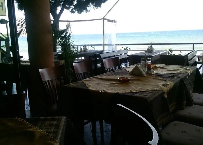 Blian Szálloda Ravda