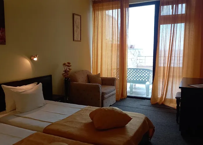 Blian Szálloda Ravda