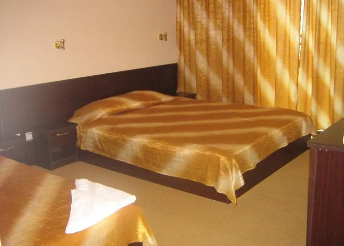 Blian Szálloda Ravda